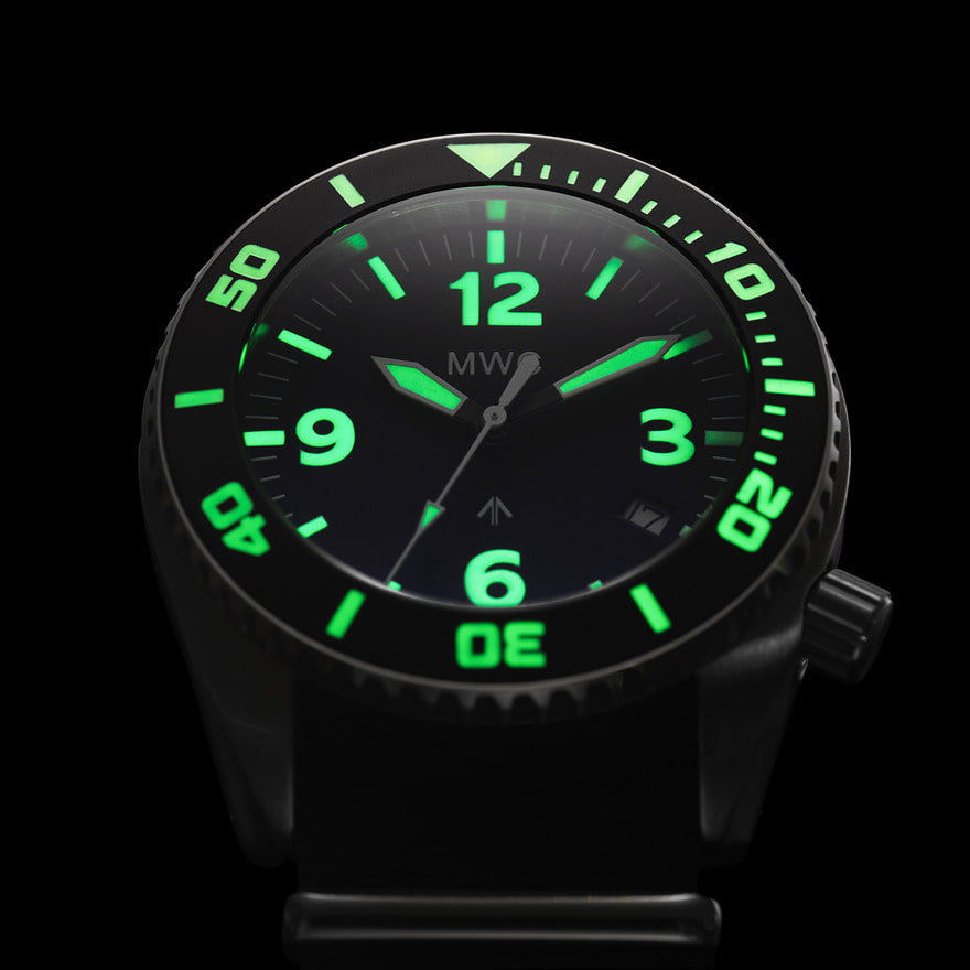 MWC "Depthmaster" 100atm / 3,280ft / 1000m Water Resistant Military Divers Watch in Stainless Steel Case with Helium Valve (Quartz)